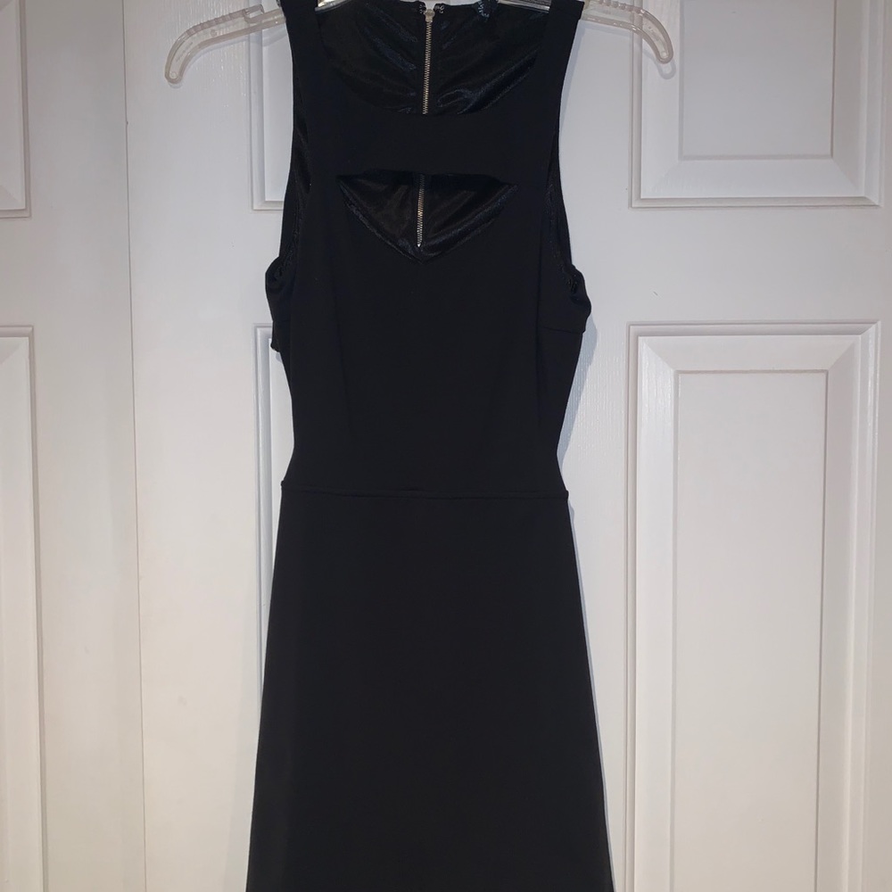 ✨Guess Black Dress✨M